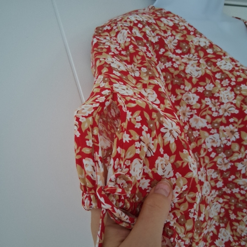 Kivari/ High End Australian Brand/ Floral Button-Down Midi Dress/ Size US M - Picture 7 of 17